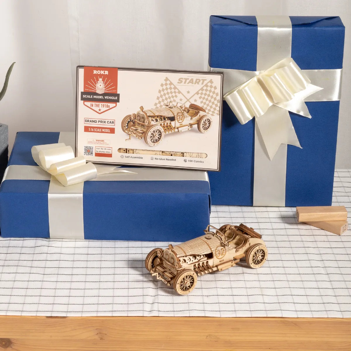 3D Wooden Puzzle Movable Steam Train Car Jeep DIY Model Kit